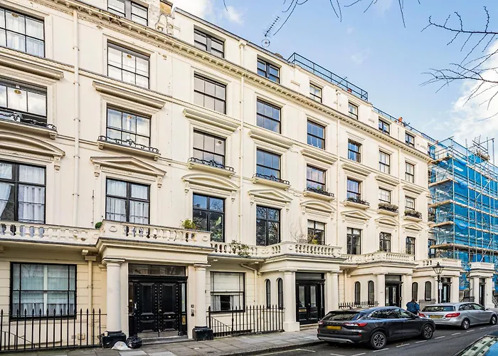 Classy High Ceilings 2 Bdr Next To Hyde Park