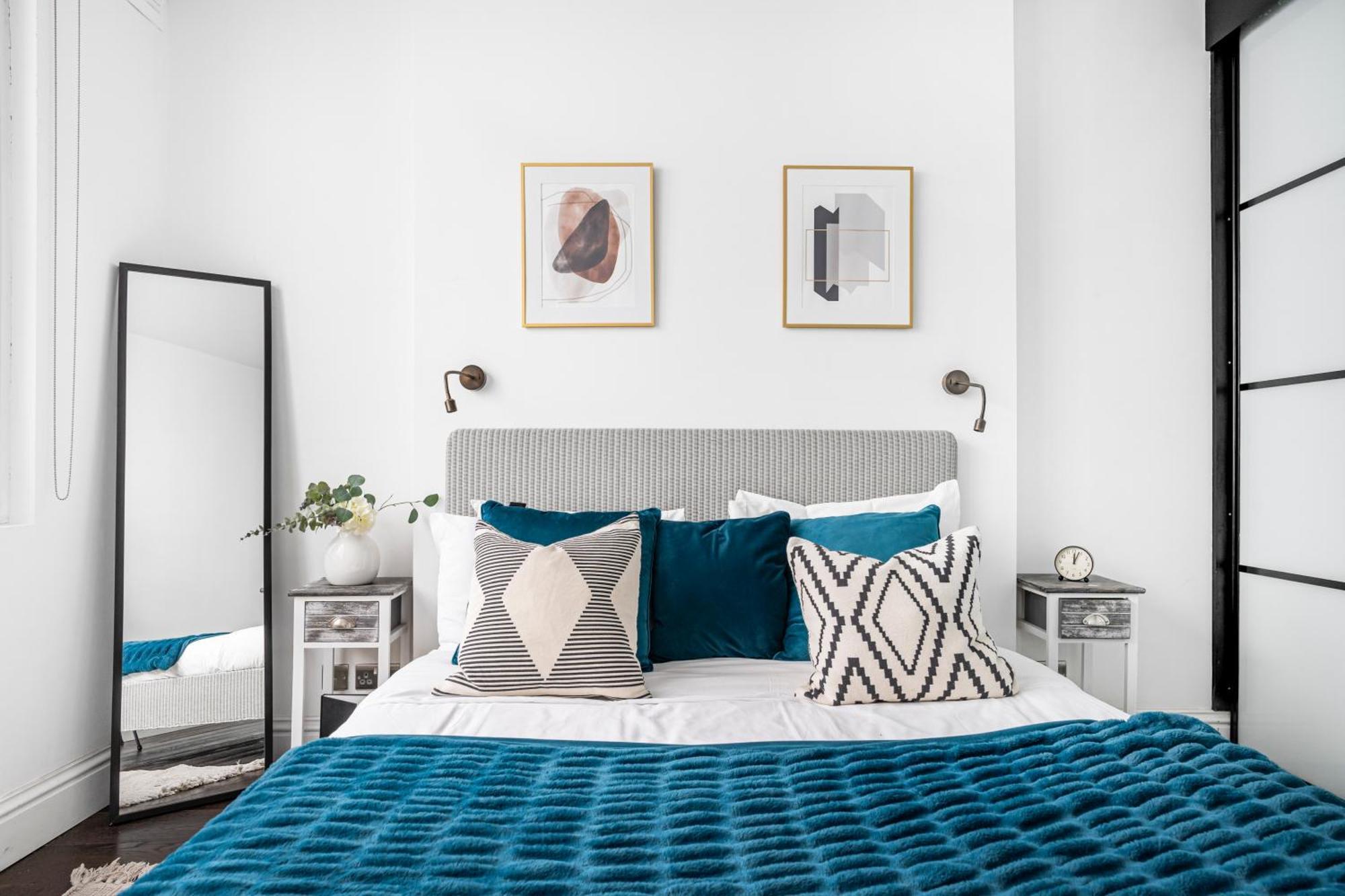Апартаменты Classy High Ceilings 2 Bdr Next To Hyde Park